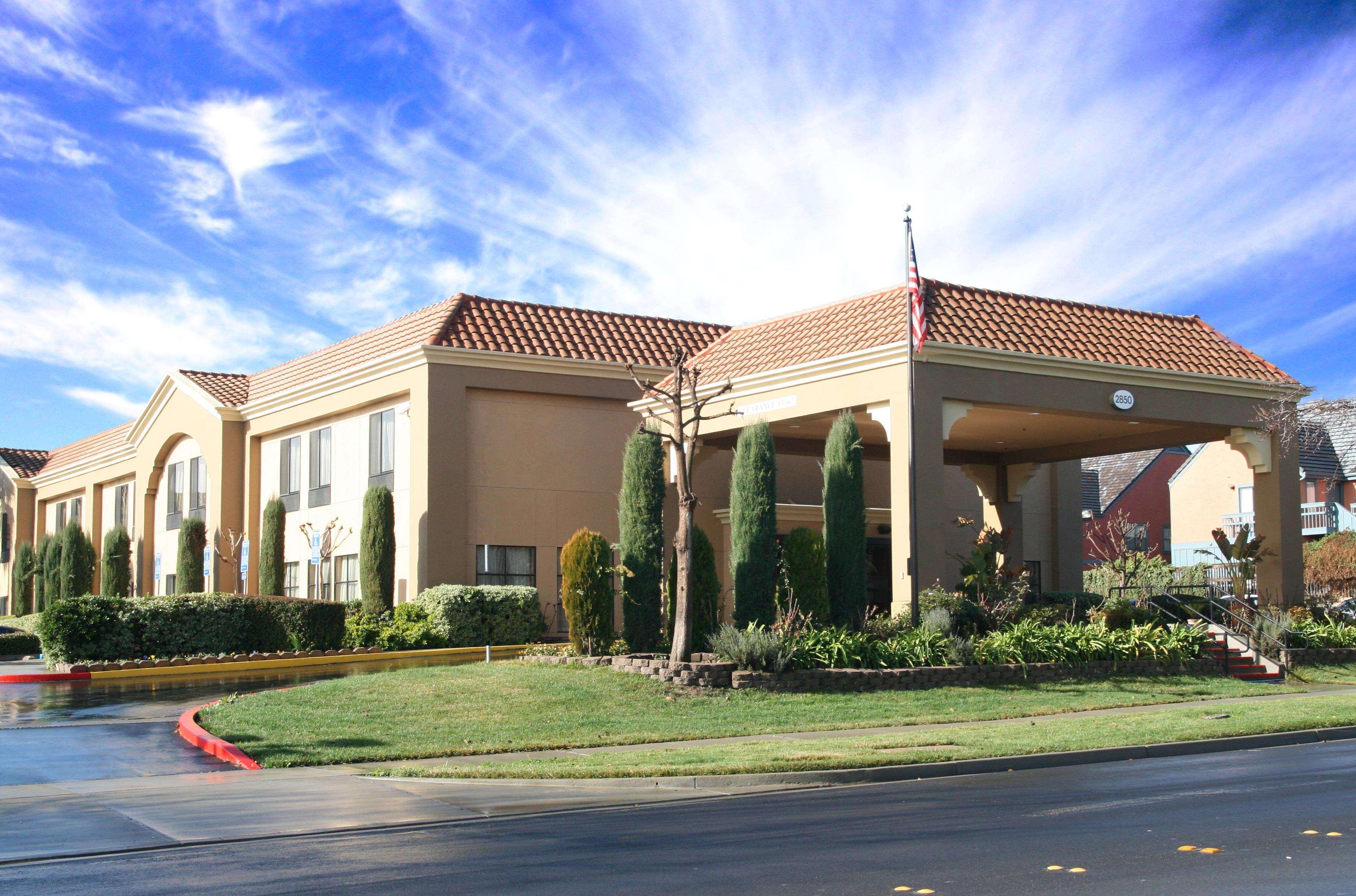 Hampton Inn Livermore Exterior photo