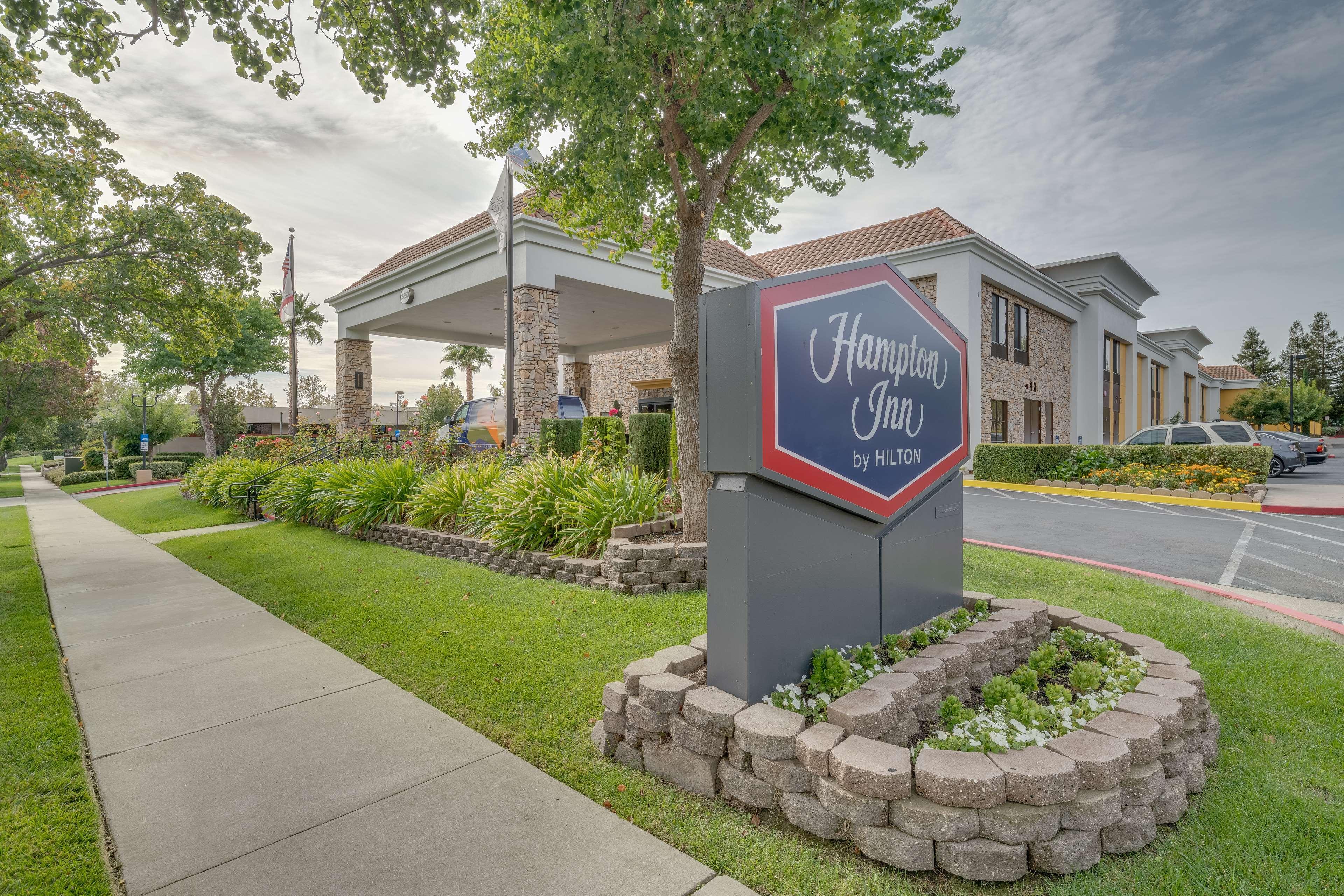 Hampton Inn Livermore Exterior photo